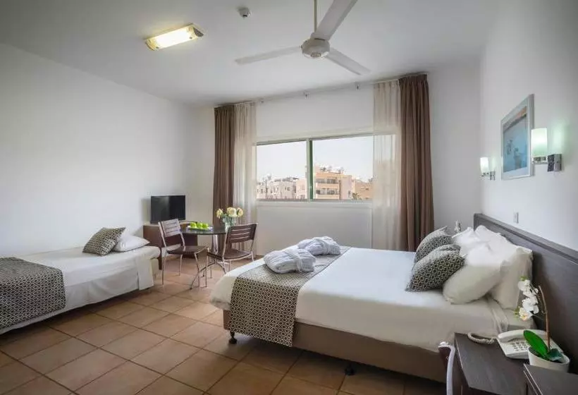 هتل Costantiana Beach  Apartments