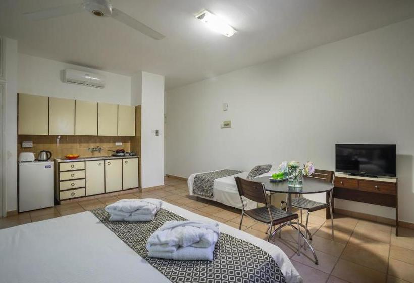 هتل Costantiana Beach  Apartments