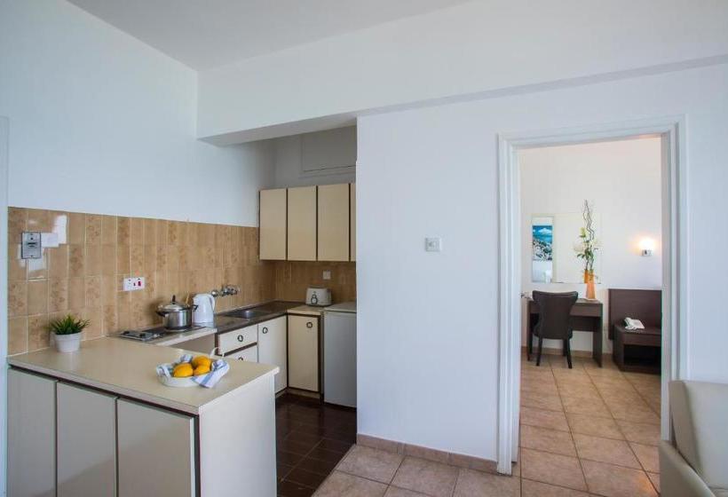 هتل Costantiana Beach  Apartments