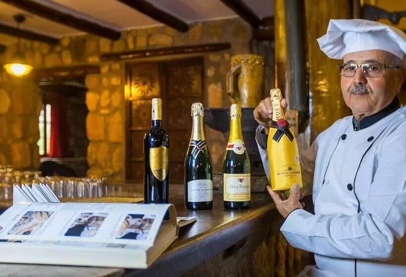 פונדק La Bergerie