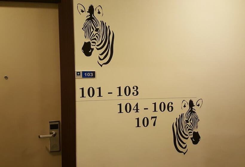 9 Square Hotel   Kota Damansara