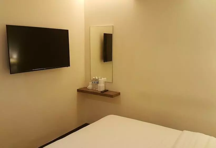 9 Square Hotel   Kota Damansara