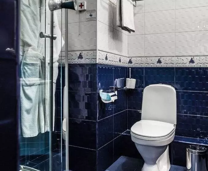 Отель Alexandrovsky Garden