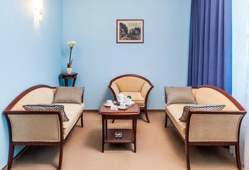 ホテル Alexandrovsky Garden