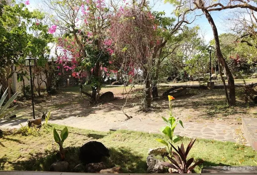 호텔 Antulang Beach Resort