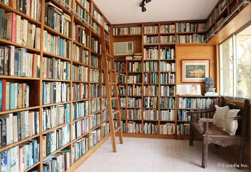 호텔 Antulang Beach Resort