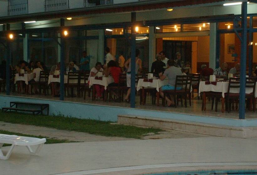 בית מלון כפרי Aymes