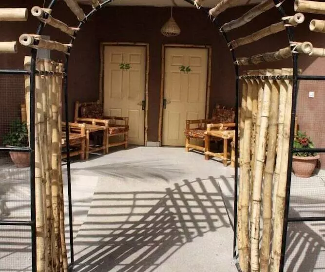 هتل Bamboo Garden