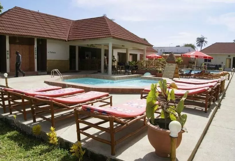 هتل Bamboo Garden