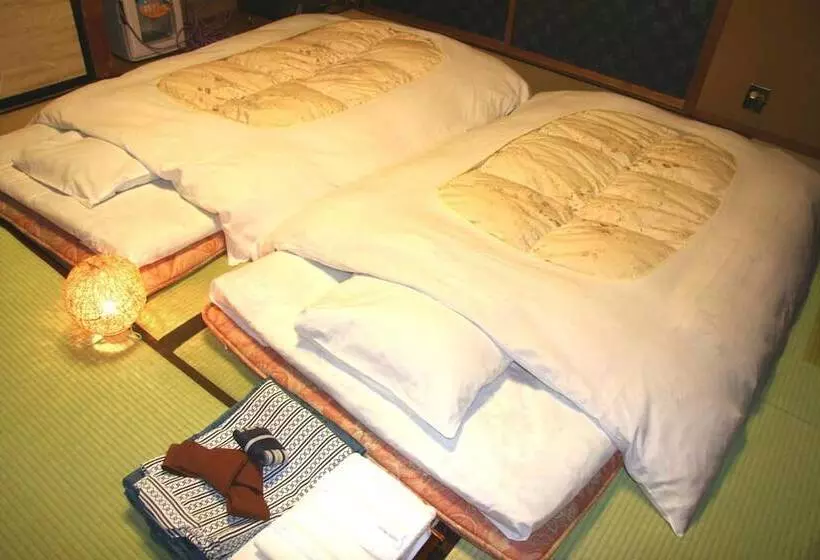 בית מלון כפרי Bansuitei Ikoiso Ryokan