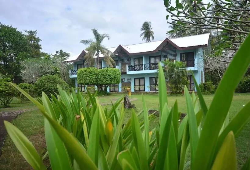 Hotel Crystal Paradise Resort, Spa & Winery