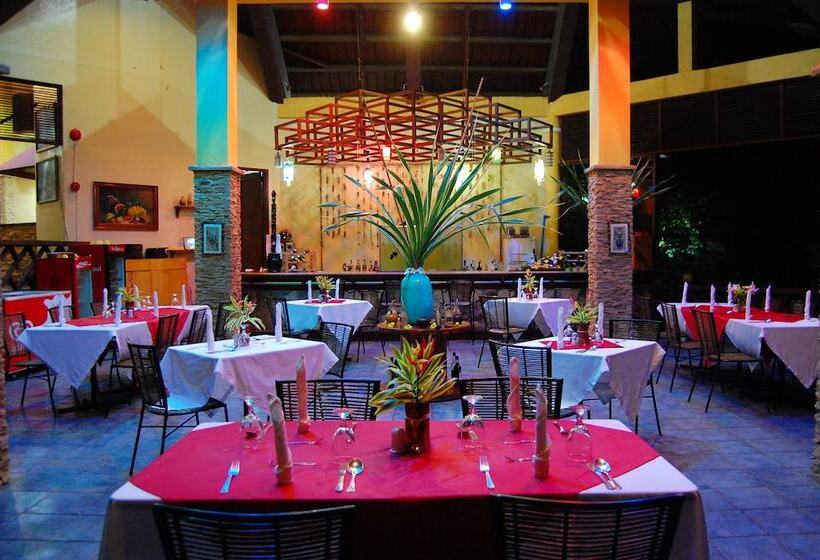 Hotell Crystal Paradise Resort, Spa & Winery