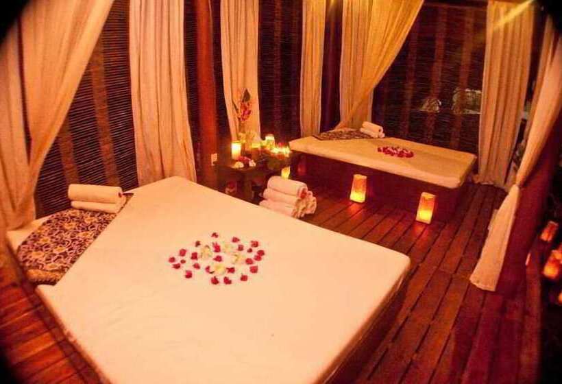 Hotell Crystal Paradise Resort, Spa & Winery