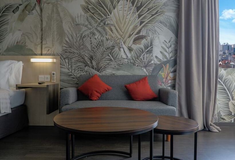 Hotel Swiss Belexpress Cideng