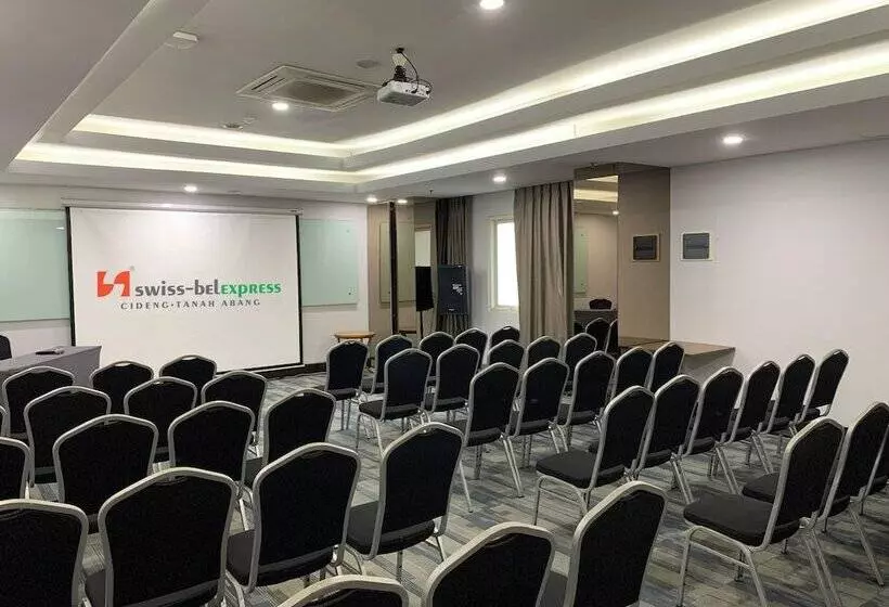호텔 Swiss Belexpress Cideng
