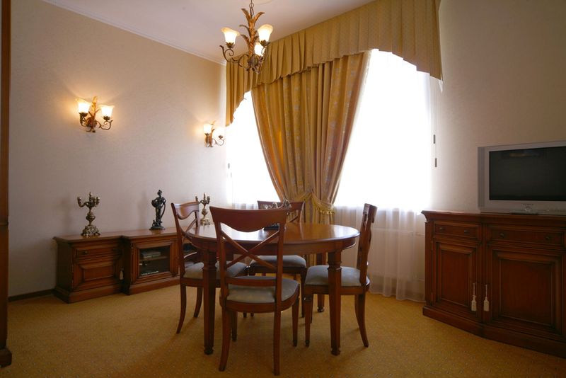 فندق Moya Glinka