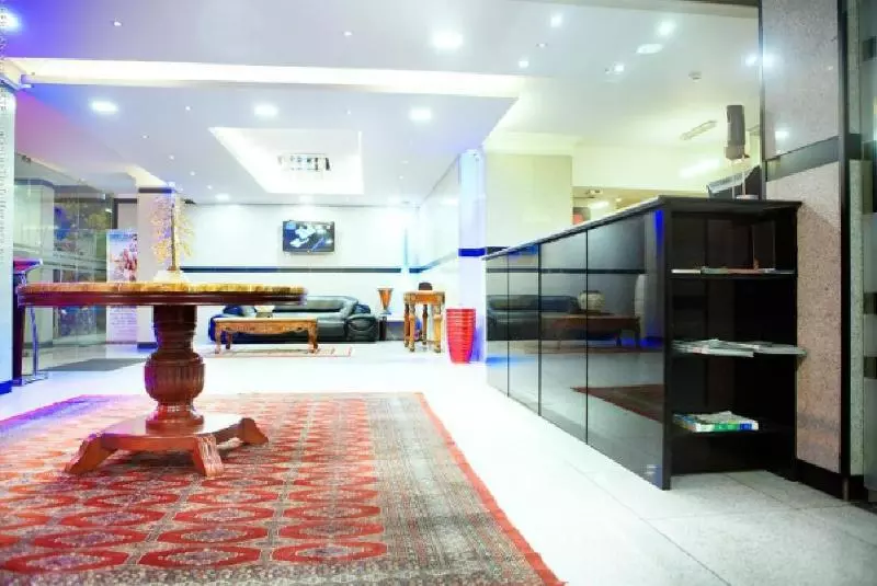 酒店 Grand International