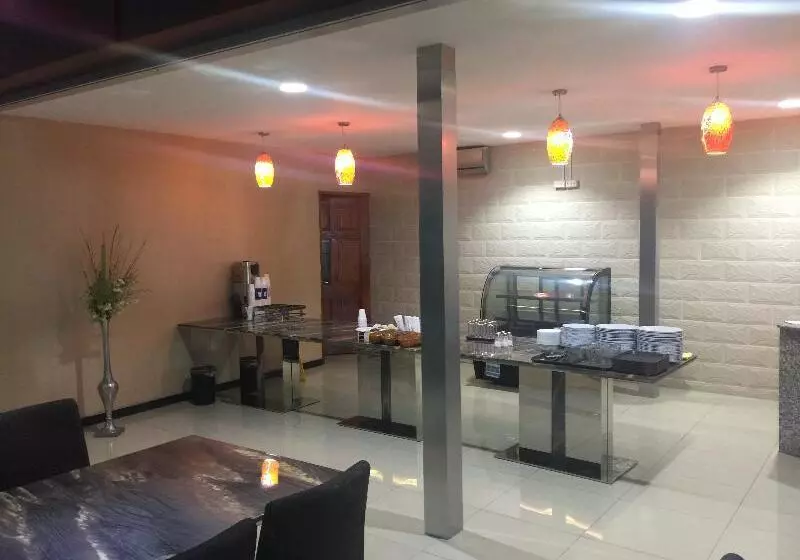 酒店 Grand International