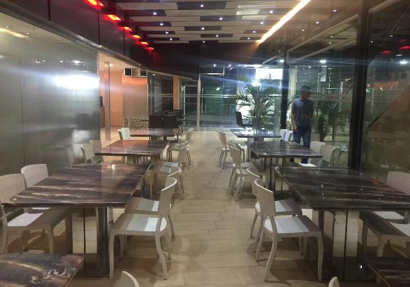 酒店 Grand International