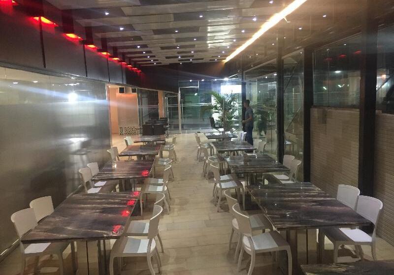 酒店 Grand International