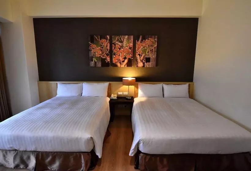 Lealea Garden Hotels   Moon Lake