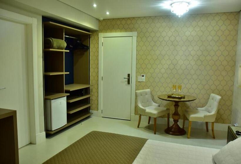 酒店 Marimar The Place