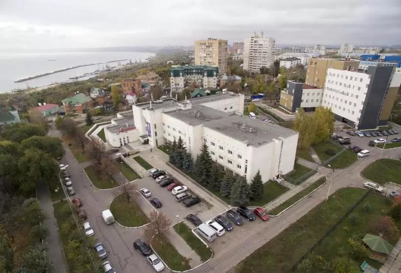 호텔 Oktyabrskaya Ulyanovsk