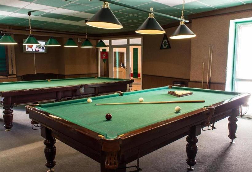 ホテル Oktyabrskaya Ulyanovsk