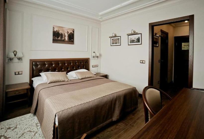 ホテル Oktyabrskaya Ulyanovsk