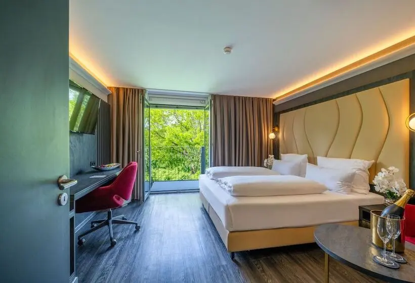 Hotelli Plaza Inn Stuttgart Ditzingen
