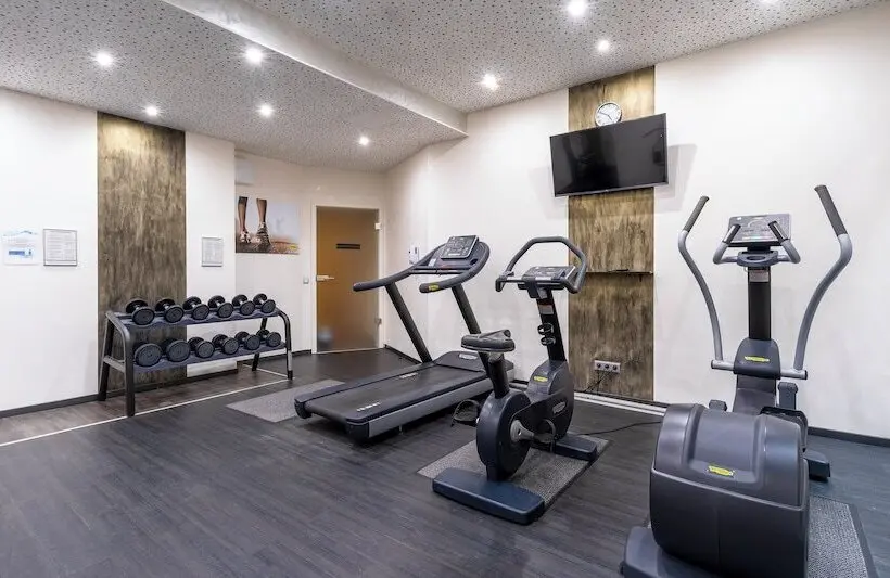 Hotelli Plaza Inn Stuttgart Ditzingen