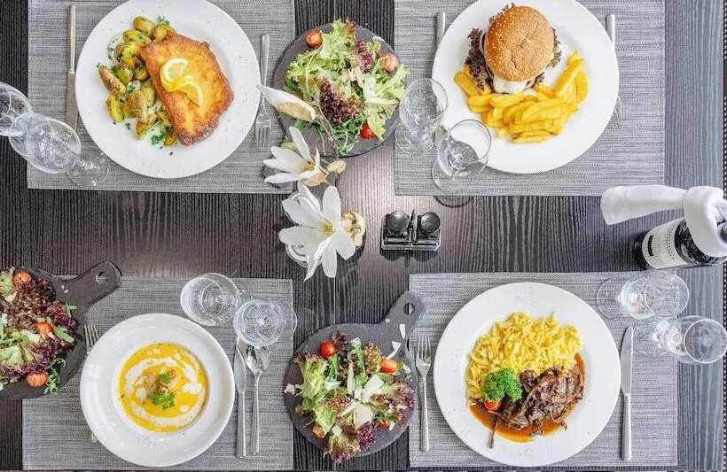 Hotelli Plaza Inn Stuttgart Ditzingen