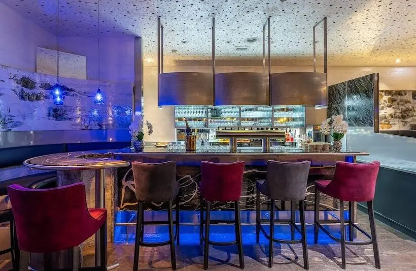 Hotelli Plaza Inn Stuttgart Ditzingen