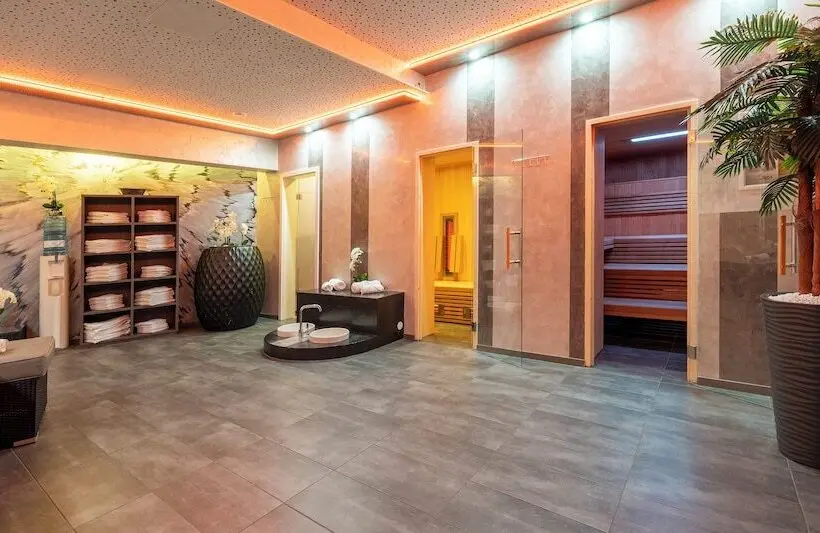 Hotelli Plaza Inn Stuttgart Ditzingen