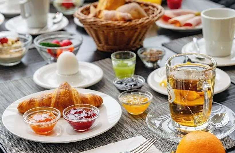 Hotelli Plaza Inn Stuttgart Ditzingen