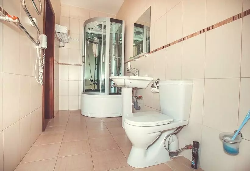 בית מלון כפרי Takmak Spa