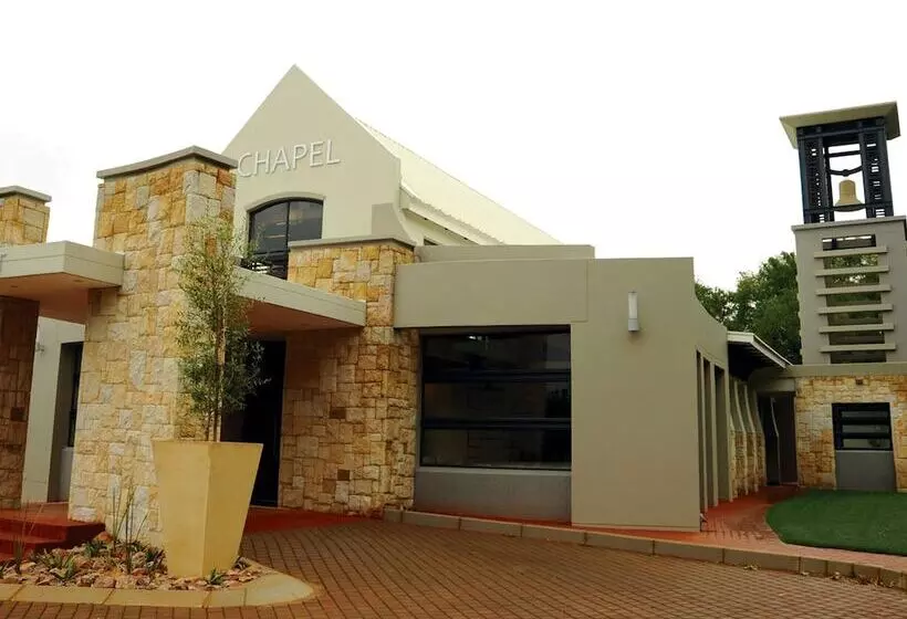 The Fairway Hotel, Spa & Golf Resort