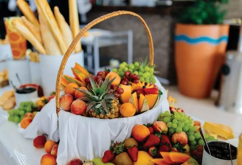 The Fairway Hotel, Spa & Golf Resort