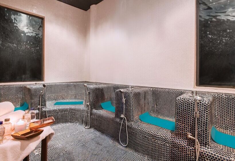 The Fairway Hotel, Spa & Golf Resort