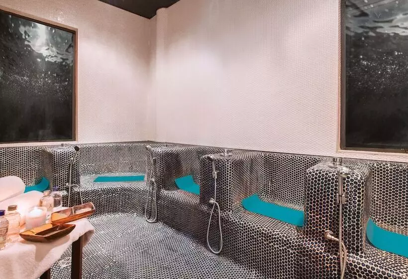 The Fairway Hotel, Spa & Golf Resort