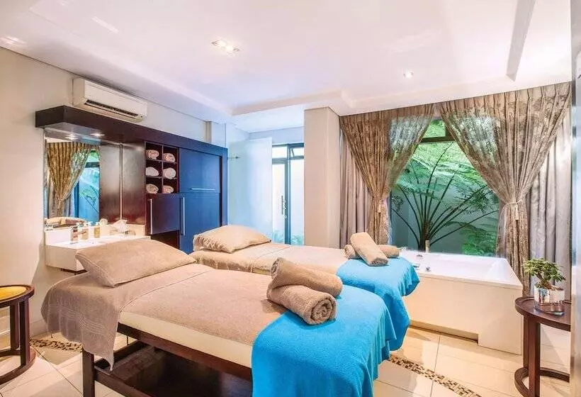 The Fairway Hotel, Spa & Golf Resort