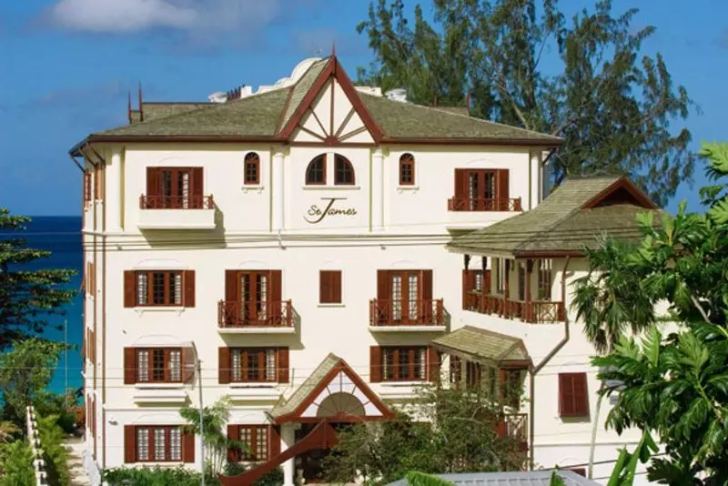 هتل The St James Apartment