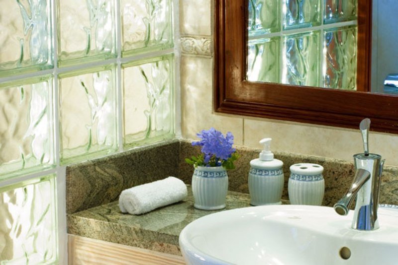 هتل The St James Apartment