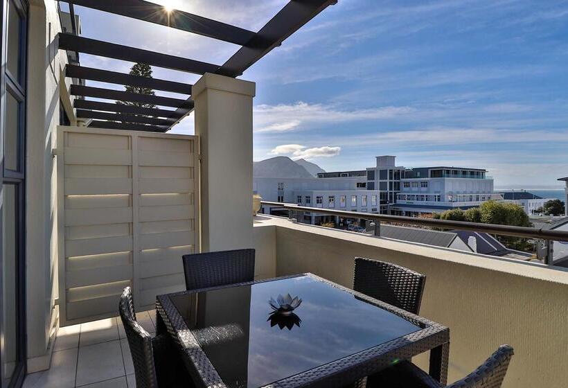 Whale Coast All Suite Hotel   Dcc Hotel Group