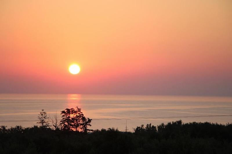 Mareva Hotel Apartments