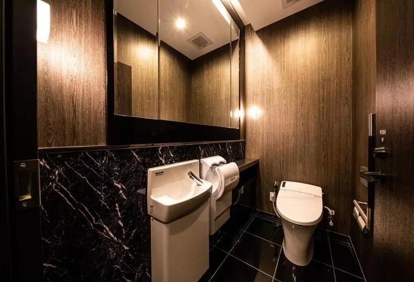 Apa Hotel & Resort Hakata Ekihigashi