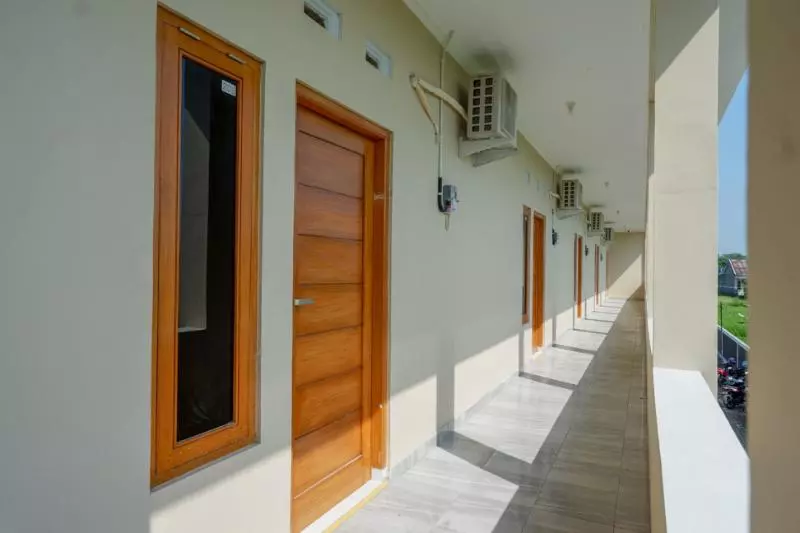 هتل Amel's Village Homestay By Reddoorz