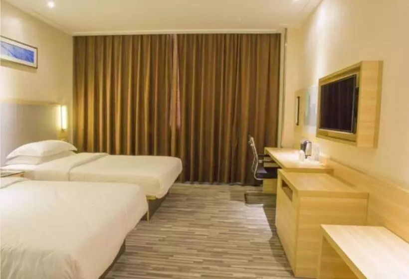 Hotelli City Comfort Inn Fangcheng Qunxing Avenue
