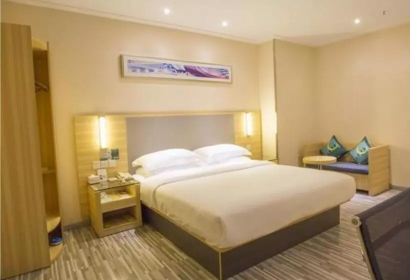 Hotelli City Comfort Inn Fangcheng Qunxing Avenue