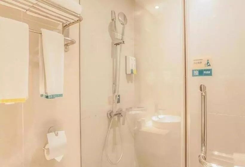 Hotelli City Comfort Inn Liuzhou Yaobu Acient Town